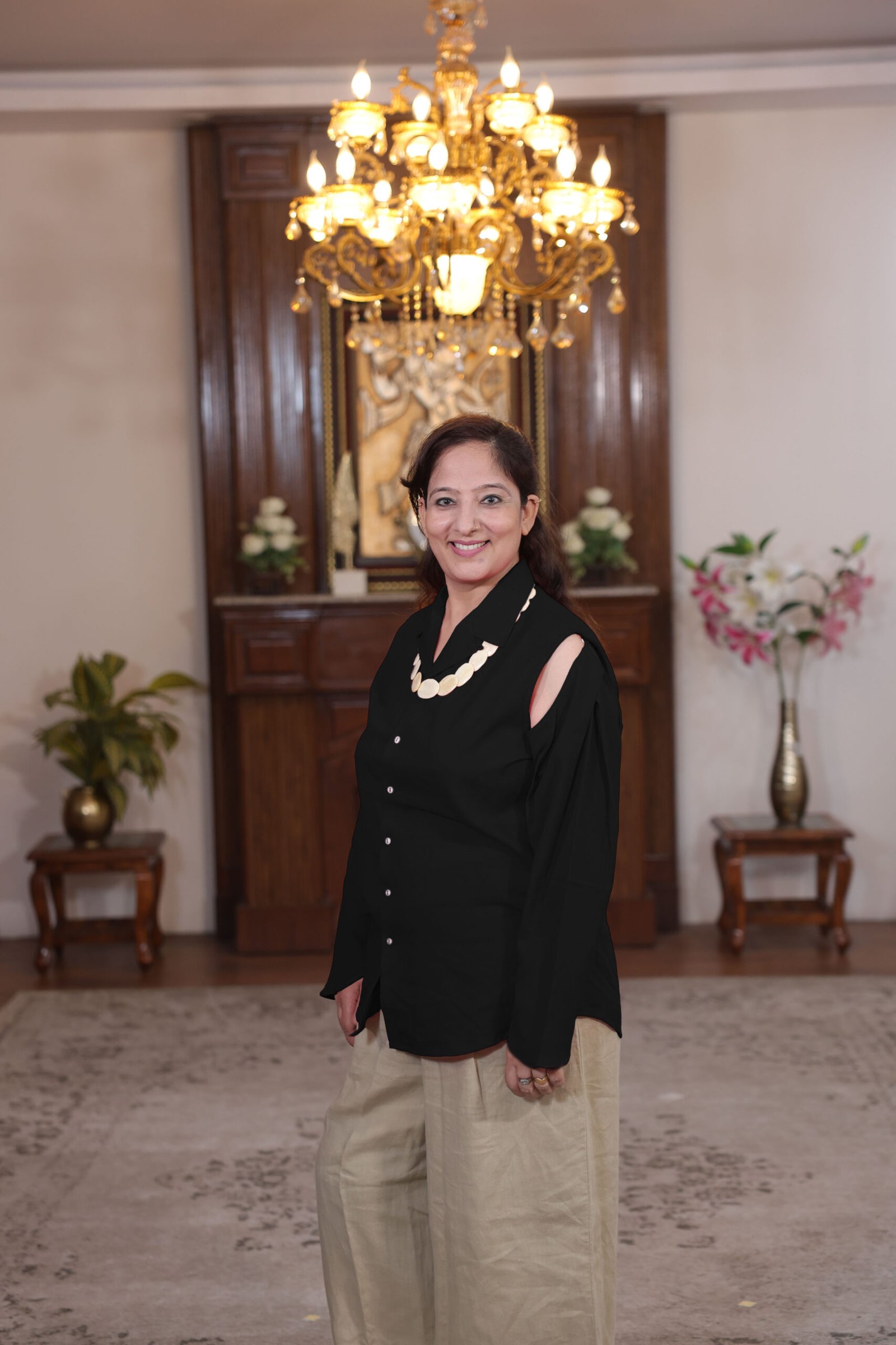 shirt with detachable sleeves (black)