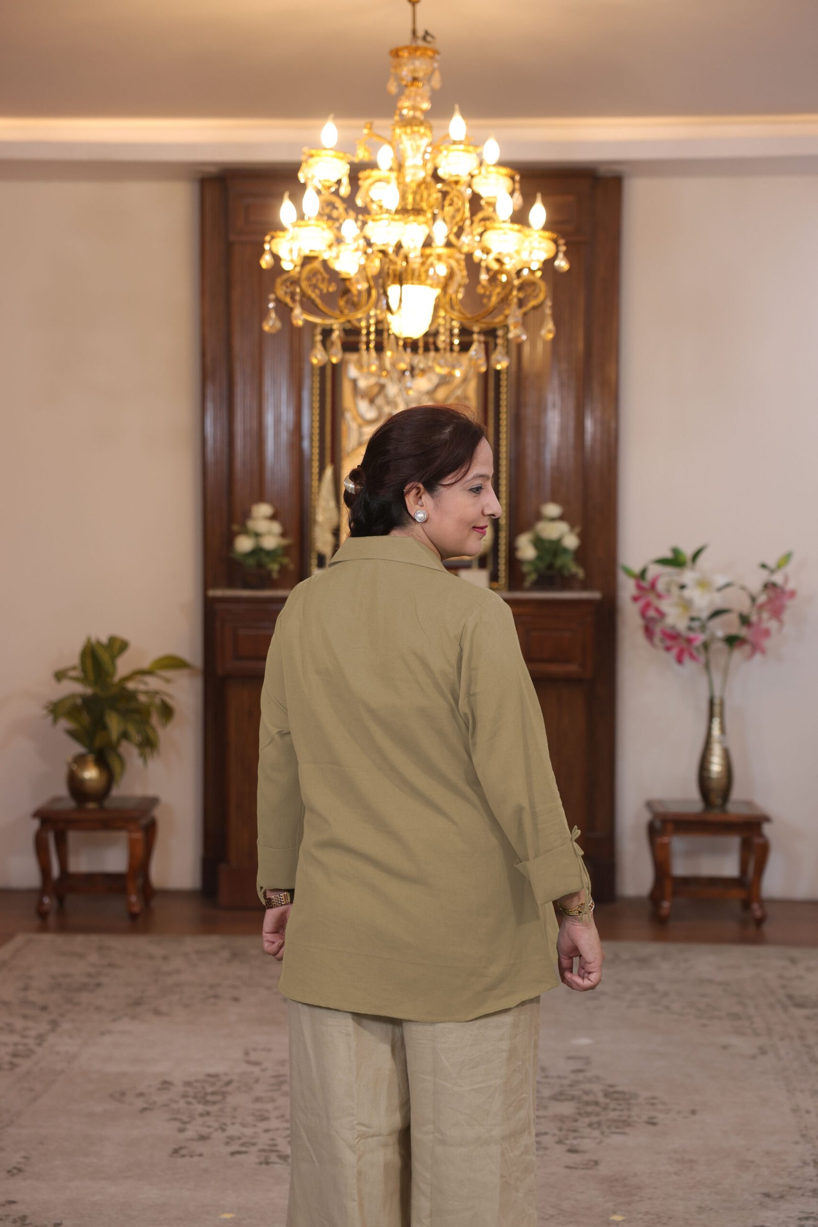 kurti with eyelet pattern (biege)